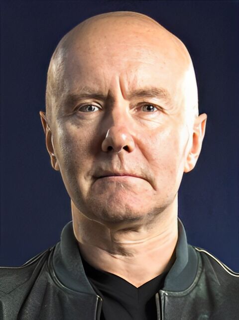 Кошмары аиста Марабу · Краткое содержание романа Уэлша